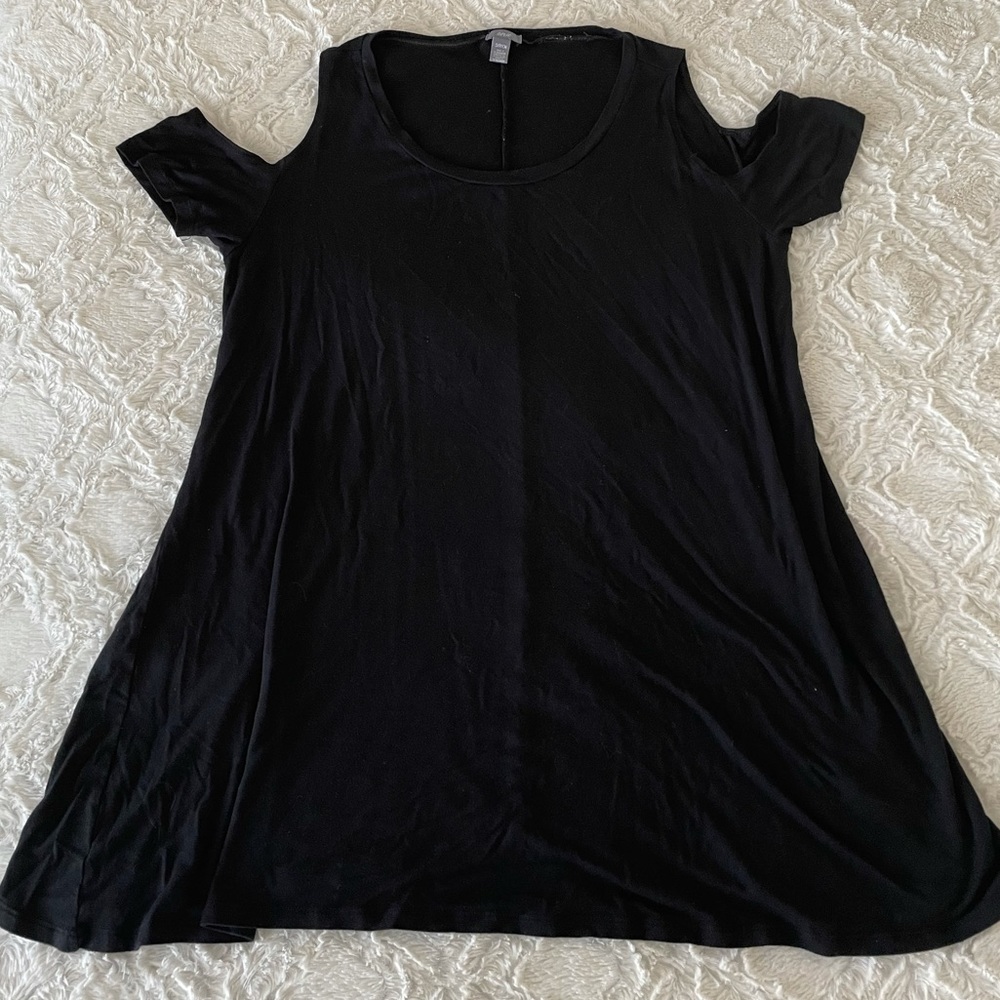 AE black dress